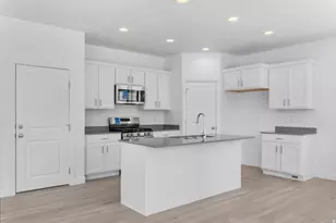 8227 W Sentinal Peak Dr, Magna, UT 84044 - Photo 12
