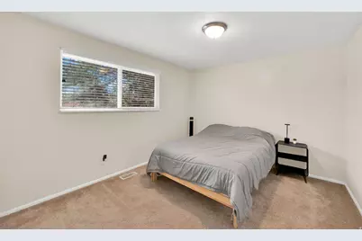 4584 S Knightsbridge Rd, Taylorsville, UT 84129 - Photo 12