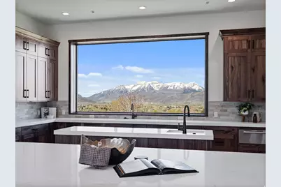 1075 N Oquirrh Dr, Heber City, UT 84032 - Photo 10