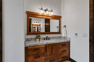 1075 N Oquirrh Dr, Heber City, UT 84032 - Photo 24