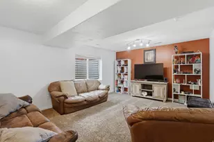 1189 N 750 W, Clinton, UT 84015 - Photo 14