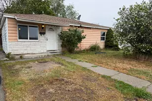 5276 S 4620 W, Salt Lake City, UT 84118 - Photo 2