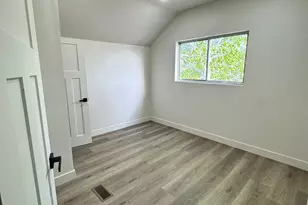 180 W Utah Ave, Tooele, UT 84074 - Photo 10