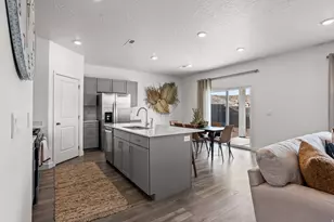 1526 S Sinawava Dr, Washington, UT 84780 - Photo 10