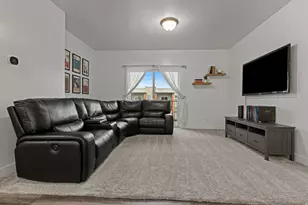 875 S Depot St, Clearfield, UT 84015 - Photo 8