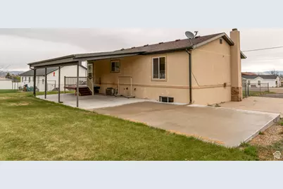 4290 S Vernal, Vernal, UT 84078 - Photo 2