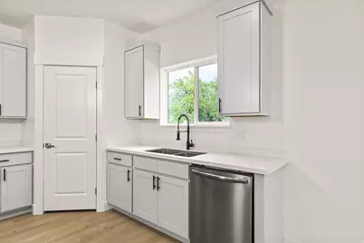 325 W 400 N, Fillmore, UT 84631 - Photo 26