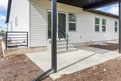335 W 400 N, Fillmore, UT 84631 - Photo 6