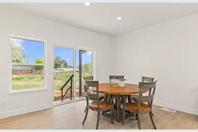 335 W 400 N, Fillmore, UT 84631 - Photo 28