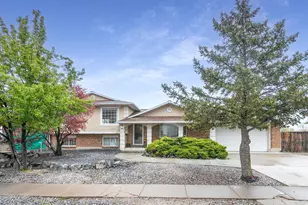7247 S Wood Green Rd W, West Jordan, UT 84084 - Photo 2