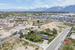 12747 S Sunday Dr, Riverton, UT 84096 - Photo 2