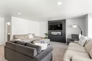 529 Richland Vly St, Garden City, UT 84028 - Photo 20