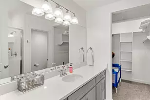 529 Richland Vly St, Garden City, UT 84028 - Photo 14