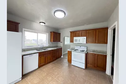 3146 S 7945 W, Magna, UT 84044 - Photo 6