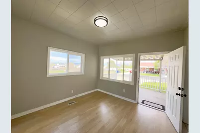 3146 S 7945 W, Magna, UT 84044 - Photo 10