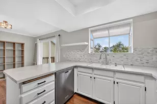 5556 W Bluevail Ct S, West Jordan, UT 84081 - Photo 6