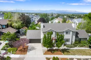 6896 Hillside Village Cir, Cottonwood Heights, UT 84121 - Photo 2