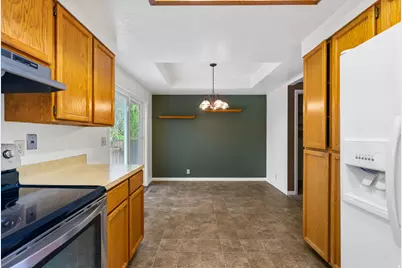 6896 Hillside Village Cir, Cottonwood Heights, UT 84121 - Photo 10