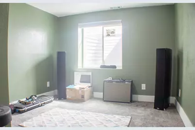 310 S 500 W, Tremonton, UT 84337 - Photo 20