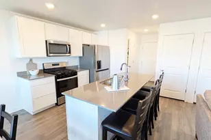 3893 N Aggie Dr E, Eagle Mountain, UT 84005 - Photo 6