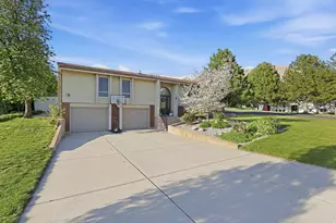 798 E 2800 N, North Ogden, UT 84414 - Photo 4