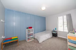 5037 S 2875 W, Roy, UT 84067 - Photo 12