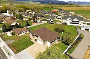 670 W Young St, Morgan, UT 84050 - Photo 38