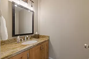 2312 W Gallant Fox Ct S, South Jordan, UT 84095 - Photo 50
