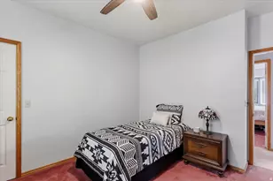 905 Oakridge Dr, Farmington, UT 84025 - Photo 34