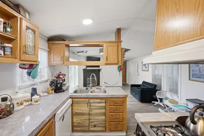 5075 W 4700 S #185, Salt Lake City, UT 84118 - Photo 8