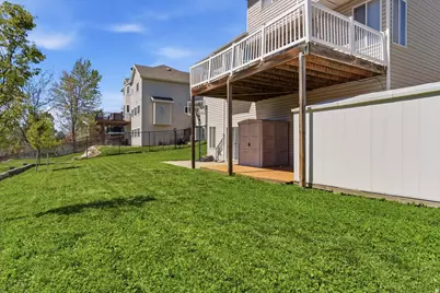 2204 E 3225 N, Layton, UT 84040 - Photo 30