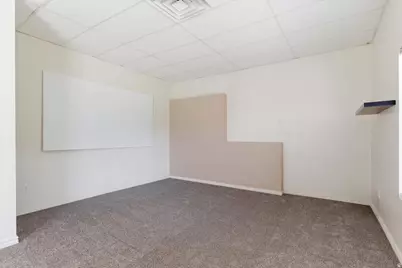 2204 E 3225 N, Layton, UT 84040 - Photo 24