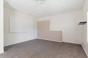2204 E 3225 N, Layton, UT 84040 - Photo 24