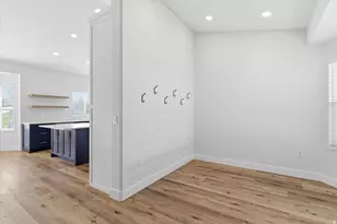 2204 E 3225 N, Layton, UT 84040 - Photo 10