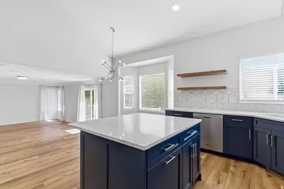2204 E 3225 N, Layton, UT 84040 - Photo 6
