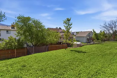 2204 E 3225 N, Layton, UT 84040 - Photo 28