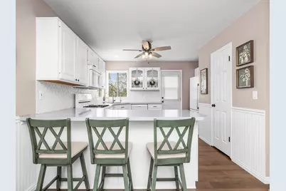2079 N 2100 E, Layton, UT 84040 - Photo 6