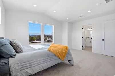7645 S 300 E, Sandy, UT 84047 - Photo 16