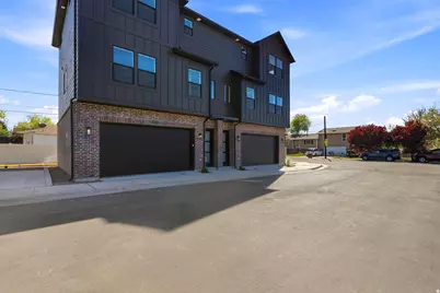 7645 S 300 E, Sandy, UT 84047 - Photo 32