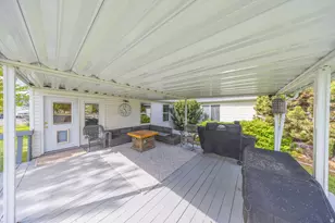 2162 S 2850 W, West Haven, UT 84401 - Photo 36