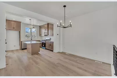 10978 S Lake Run Rd W #158, South Jordan, UT 84009 - Photo 4