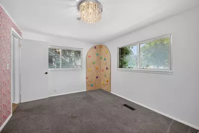 125 S 200 W, Farmington, UT 84025 - Photo 10