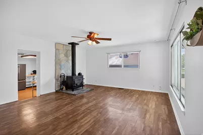 125 S 200 W, Farmington, UT 84025 - Photo 4