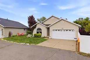 954 S Slate Dr, Provo, UT 84606 - Photo 2