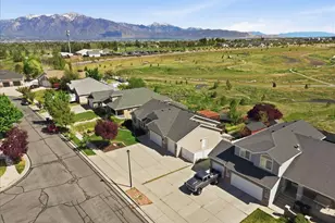 4921 W Woodridge Dr, South Jordan, UT 84009 - Photo 42