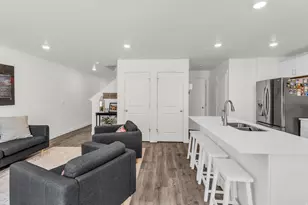 838 N 3540 W, Lehi, UT 84043 - Photo 10