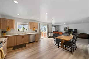683 W Powderwood Ln, Mapleton, UT 84664 - Photo 4