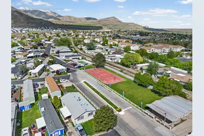8506 Sunset Hills Dr #180, Magna, UT 84044 - Photo 16