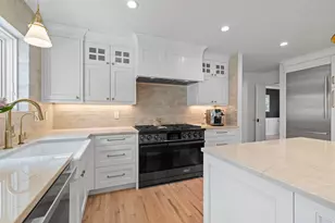 1609 E Arlington Dr N, Salt Lake City, UT 84103 - Photo 8