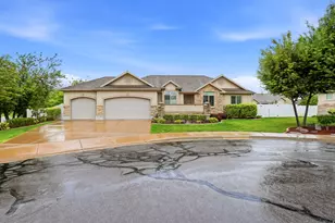 312 W Escala Ln, Centerville, UT 84014 - Photo 4